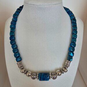 Handmade beaded necklace with 1 bracelet